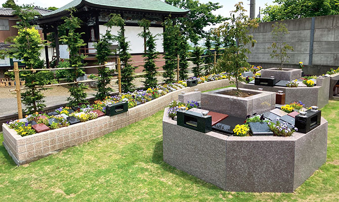 観音聖地霊園 樹木葬