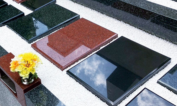 善照寺霊園 樹木葬四人墓